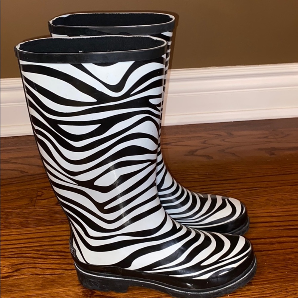 143 Girl Zebra Rainboots